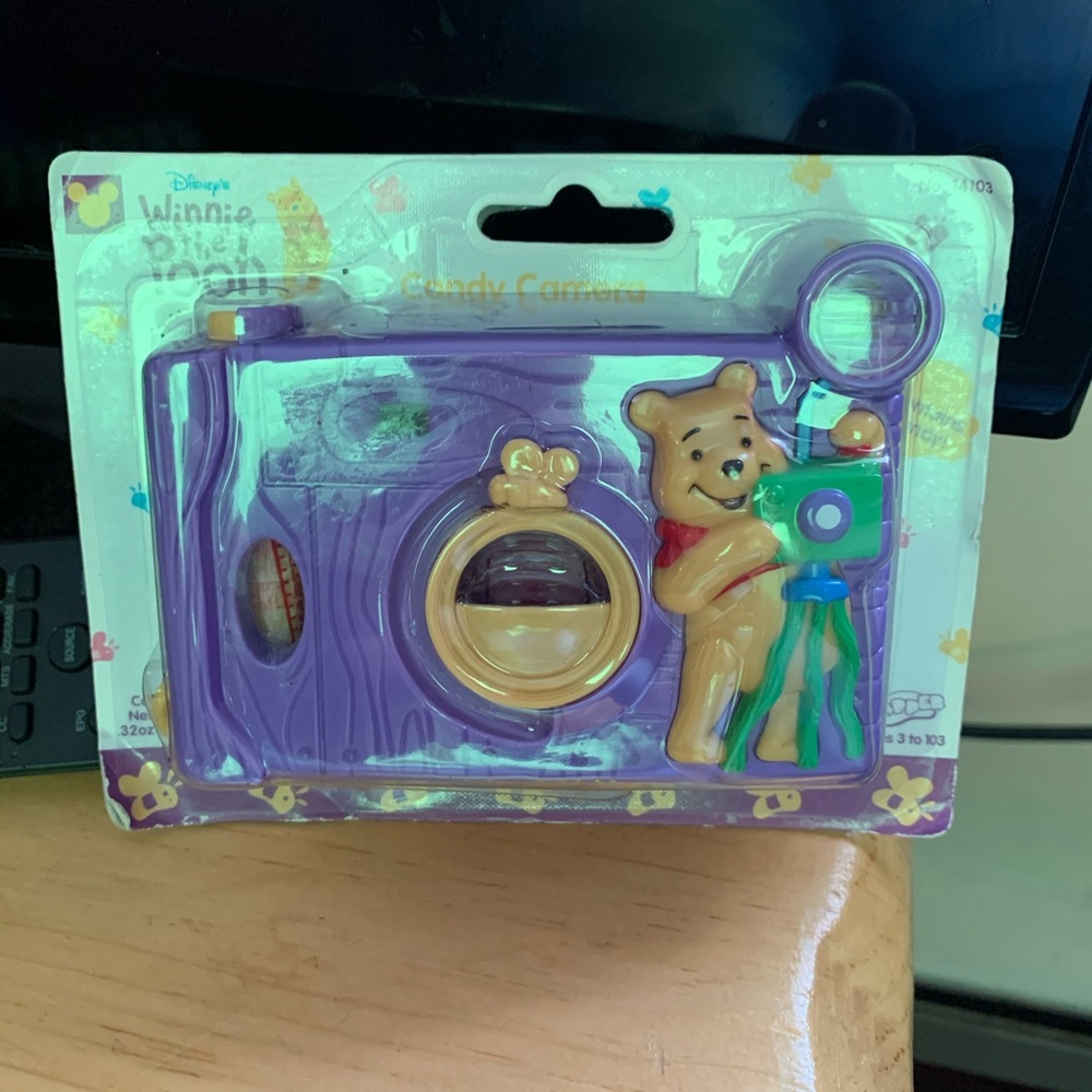 Whinnie the Pooh candy camera collectible